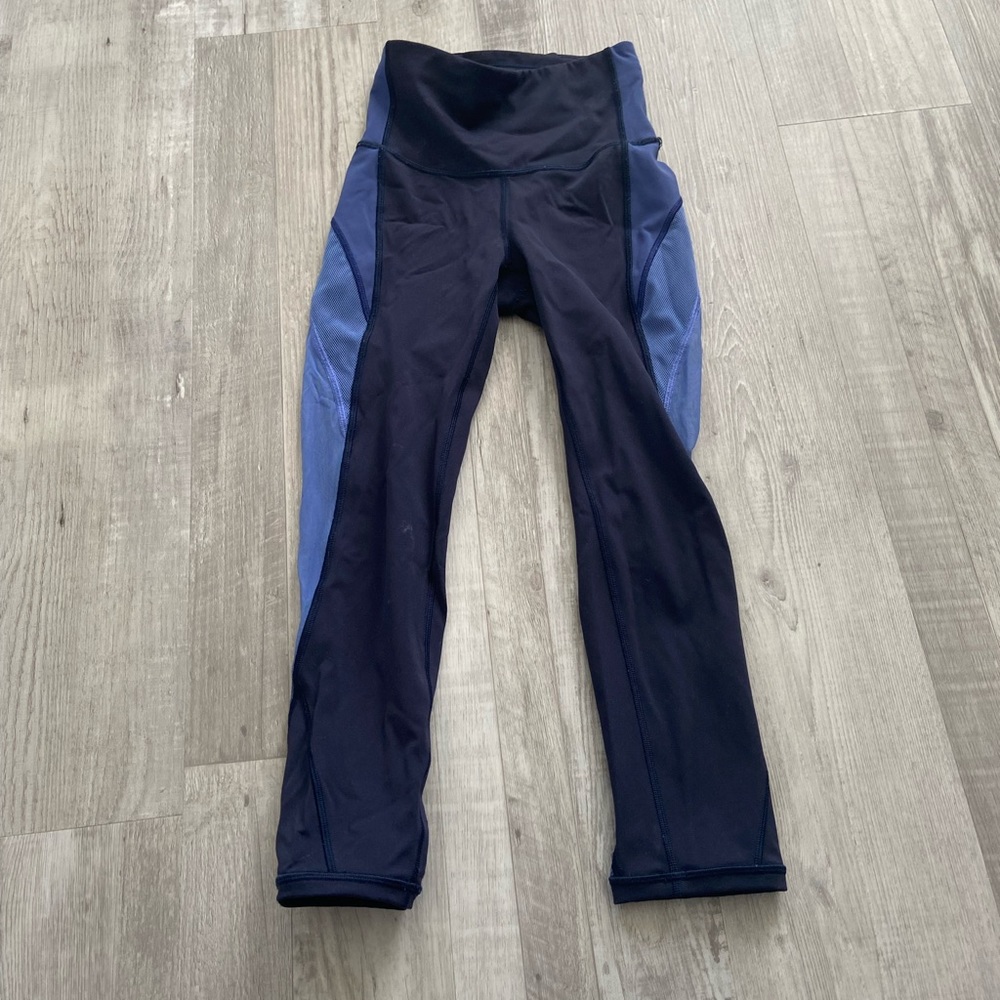 lululemon high rise crop 23” Size 2